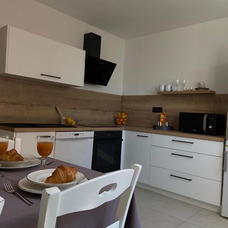 Sunny Apartment In Rijeka Eksteriør billede