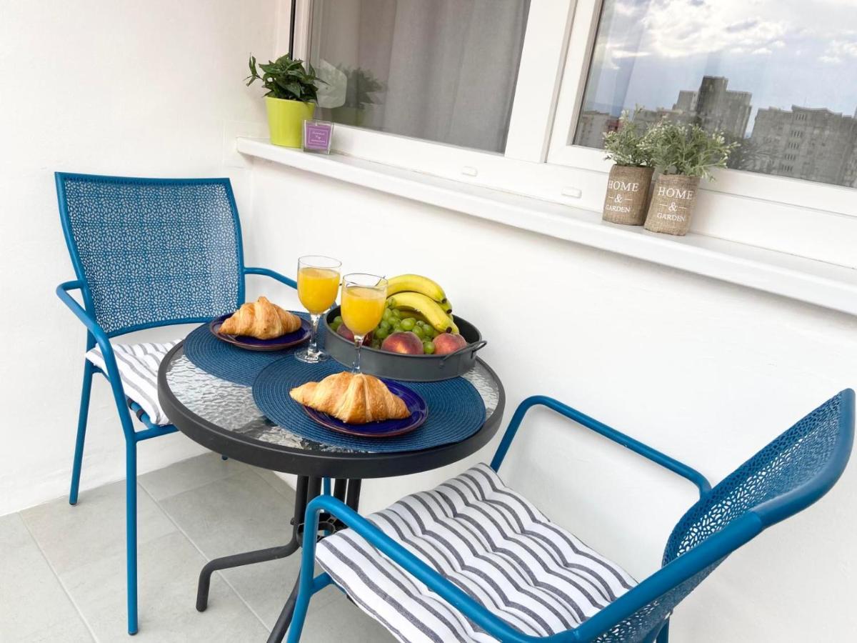 Sunny Apartment In Rijeka Eksteriør billede