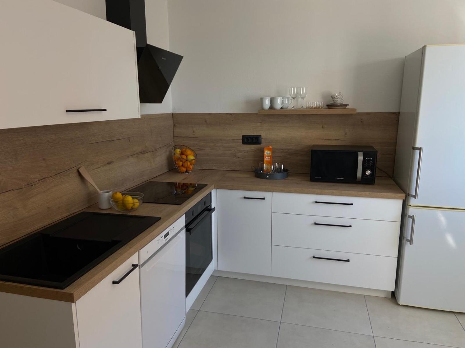 Sunny Apartment In Rijeka Eksteriør billede